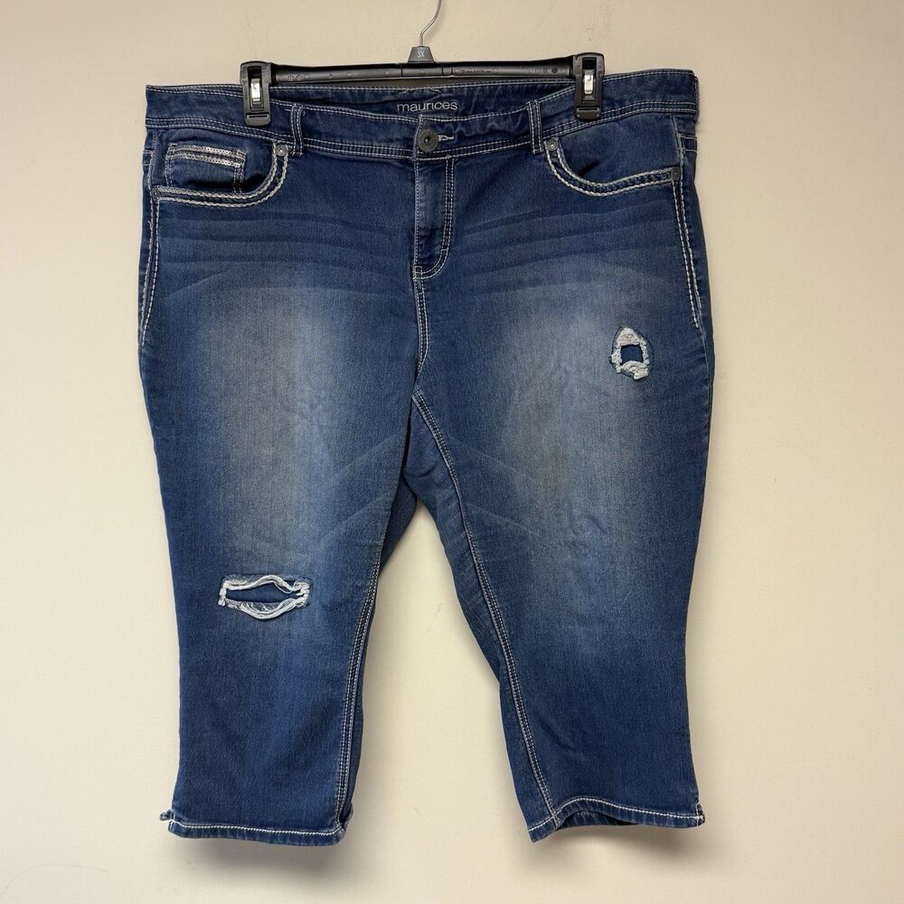 Maurices Capri Cropped Jeans Size 24 Blue Dark Wash Distressed Embellished Boho